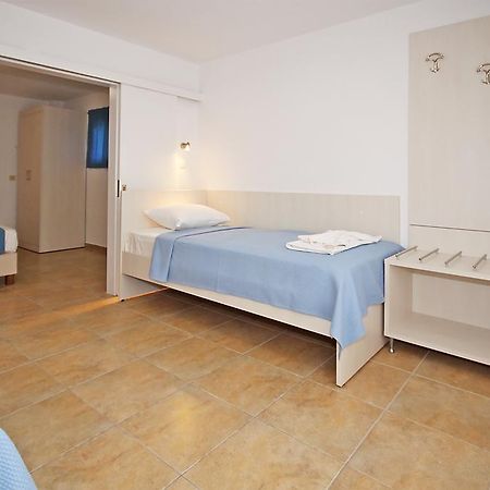 Garden View Apartments Неос Мармарас Екстериор снимка
