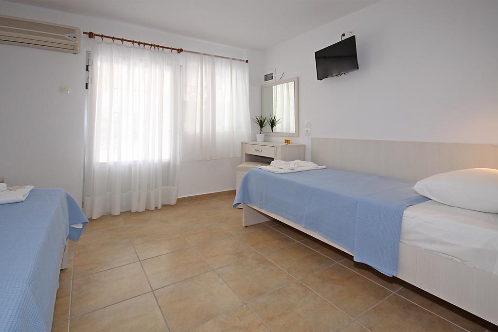 Garden View Apartments Неос Мармарас Екстериор снимка